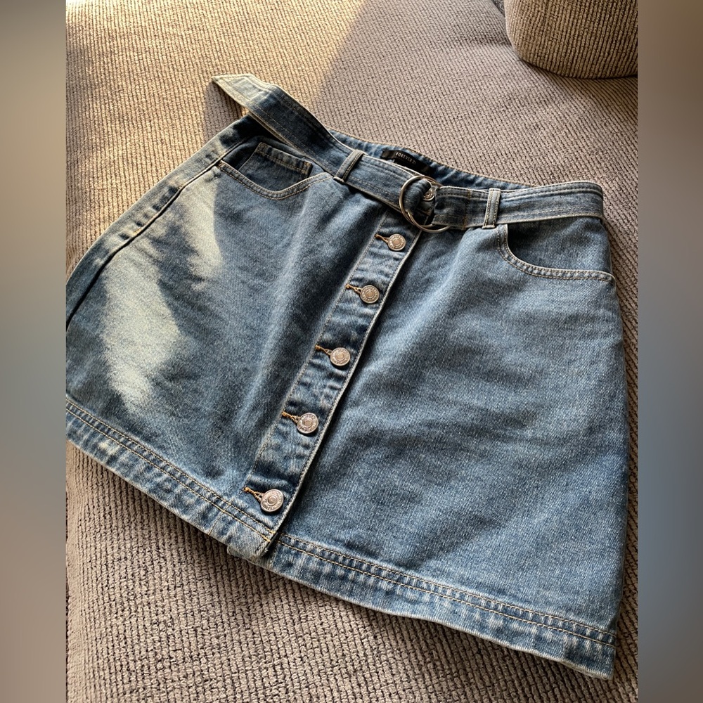 Button-down denim skirt